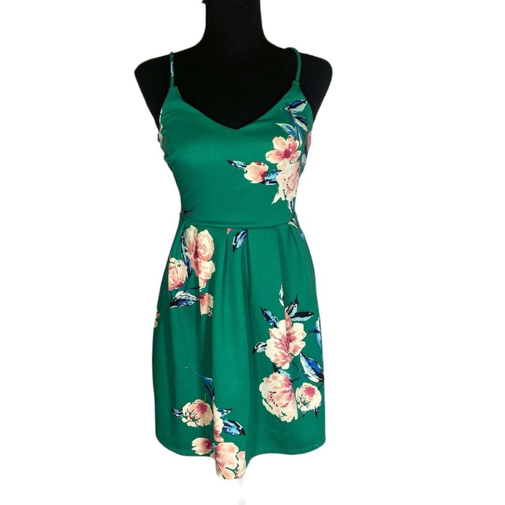 Monteau floral green dress